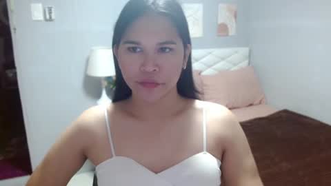 Snapshot of ellaford chatting on 06-17-26, 03:09 EllaFord online show from 06-17-26, 03:09