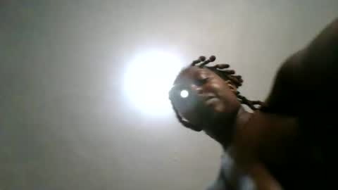 Snapshot of ellah_simone chatting on 05-09-26, 07:19 ellah-simone online show from 05-09-26, 07:19