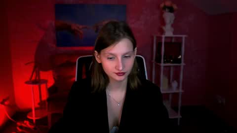 Ella online show from 04-14-26, 06:03