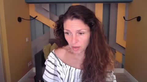 EllaLongs online show from 07-01-26, 11:23