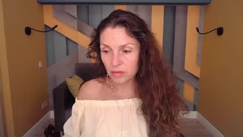EllaLongs online show from 07-17-26, 11:39