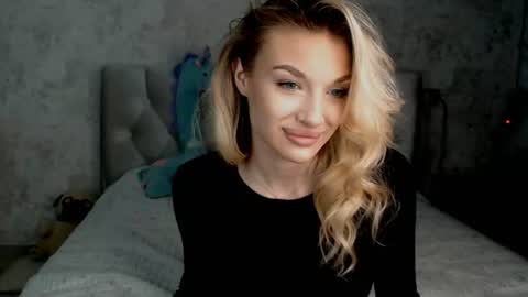 Snapshot of ellamilla chatting on 07-02-26, 12:55 ellamilla online show from 07-02-26, 12:55