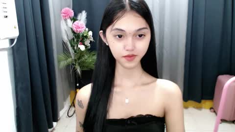 ELLA online show from 05-21-26, 03:30