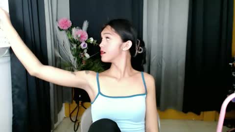 Snapshot of ellamiller69 chatting on 06-09-26, 01:45 ELLA online show from 06-09-26, 01:45