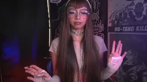 follow me on instagram .    online show from 03-25-26, 12:05