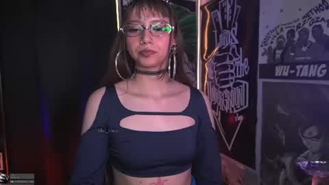 Snapshot of elle_uwu chatting on 07-04-26, 07:09 follow me on instagram . online show from 07-04-26, 07:09