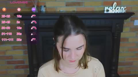 Ellie online show from 02-11-26, 03:39