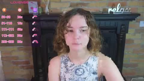 Snapshot of ellie_babyy chatting on 07-16-26, 09:04 Ellie online show from 07-16-26, 09:04