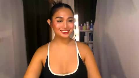 ellie online show from 06-17-26, 06:42