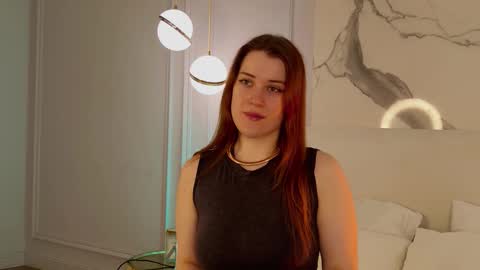 EllieLarson online show from 02-01-26, 05:11