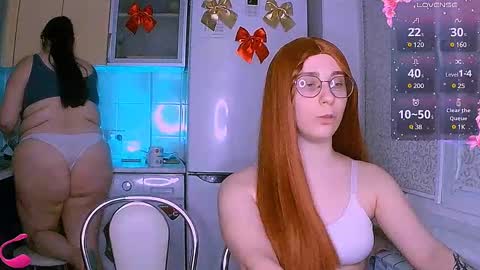 Snapshot of ellies_8 chatting on 01-29-25, 03:04 Ellie online show from 01-29-25, 03:04