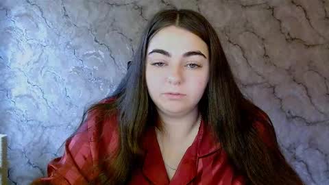 Snapshot of ellies_8 chatting on 10-12-25, 05:06 Ellie online show from 10-12-25, 05:06