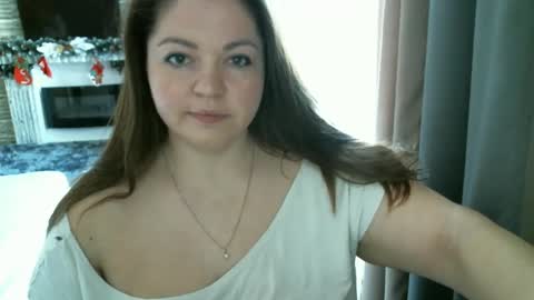 Snapshot of ellimol chatting on 02-26-25, 08:48 EliMoL online show from 02-26-25, 08:48