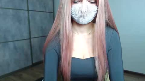 EllisNikki online show from 12-18-25, 08:15