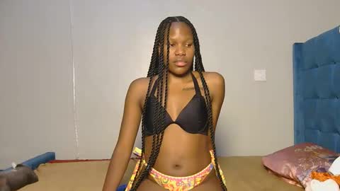 elllanna online show from 03-04-26, 01:06