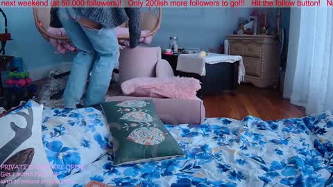 Ella Bella Bo Bella online show from 12-26-24, 06:01