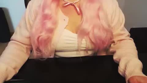 Elly online show from 03-27-26, 01:44