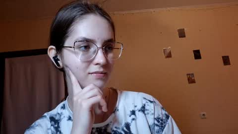 Kate online show from 05-25-26, 01:50