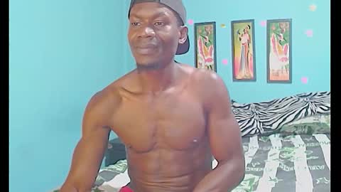 Snapshot of elmiltonnjakee chatting on 02-20-26, 06:26 elmiltonnjakee online show from 02-20-26, 06:26