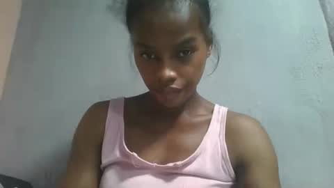 elodie228680 online show from 05-01-26, 09:03