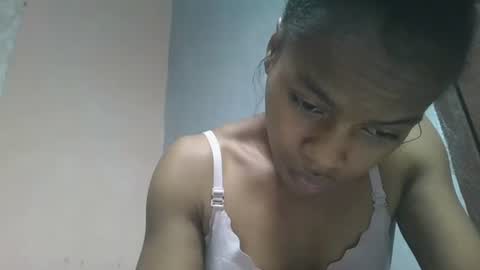 elodie228680 online show from 05-02-26, 03:22