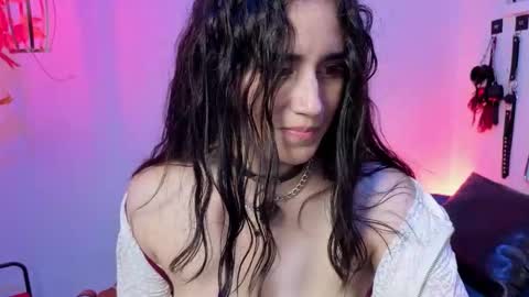 elowen_halley1 online show from 03-13-26, 09:54