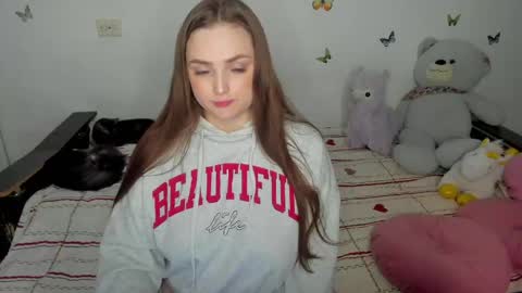 Elsa online show from 04-12-26, 06:24