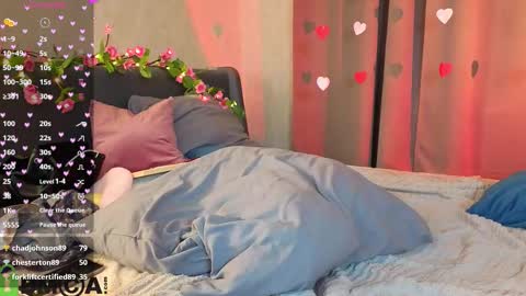 Elsie online show from 02-15-26, 07:51