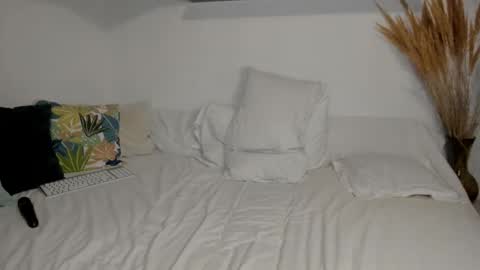 Elena online show from 03-12-26, 04:18