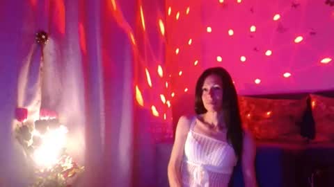 Snapshot of elysasun chatting on 06-18-26, 06:56 Elisa online show from 06-18-26, 06:56