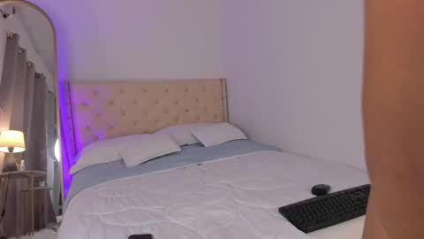 Michelle online show from 03-26-26, 07:19