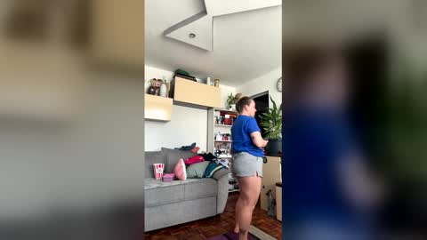 emanuel_berta online show from 04-25-26, 01:52