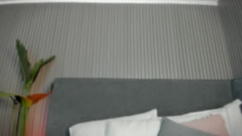 emelie_89 online show from 05-28-26, 11:29