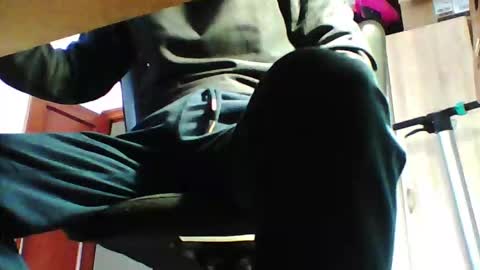 Snapshot of emiarg chatting on 10-26-25, 10:32 emiarg online show from 10-26-25, 10:32