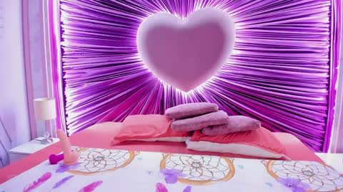 Emiily Grace online show from 04-04-26, 11:40