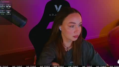 Emili online show from 03-29-26, 08:25