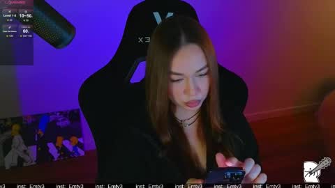 Emili online show from 04-25-26, 10:07