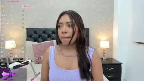 Emili Lenus online show from 06-18-26, 11:36