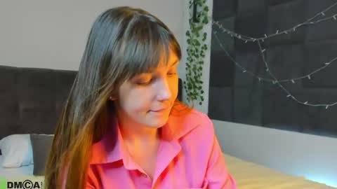 Emilia online show from 06-29-26, 01:12