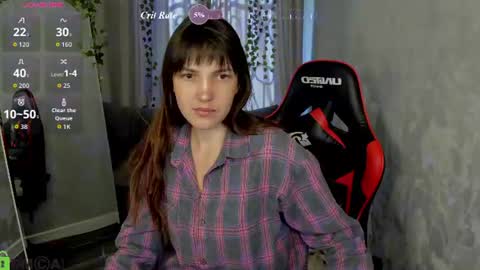 Emilia online show from 07-10-26, 01:21