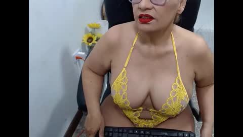 emiliaa_hot online show from 03-04-26, 09:10