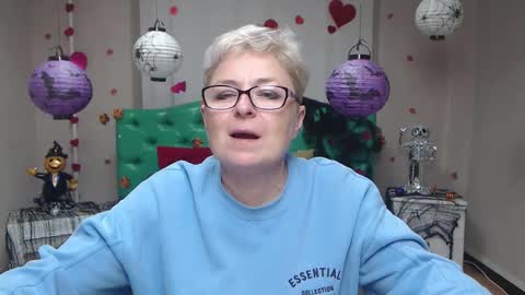 EmiliaGree online show from 10-24-25, 05:48