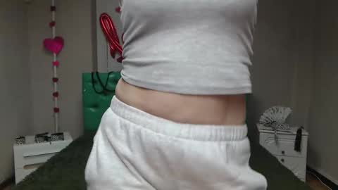 EmiliaGree online show from 11-16-25, 06:13