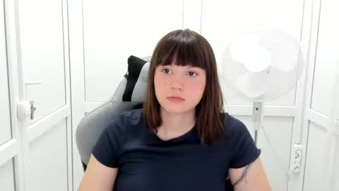 Emmi online show from 07-06-26, 05:59