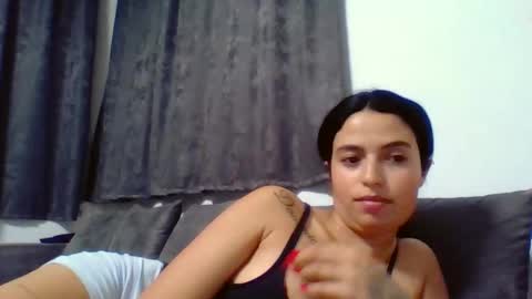 Emilly and Daniel online show from 11-17-25, 07:41