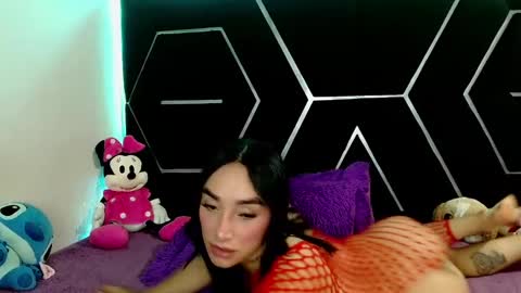 Snapshot of emillystonex chatting on 02-27-25, 05:47 emillystonex online show from 02-27-25, 05:47