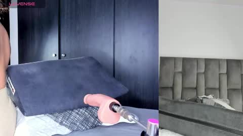 Emily online show from 04-16-26, 10:49