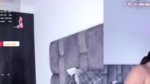 Snapshot of emily___fox chatting on 07-04-26, 11:49 Emily online show from 07-04-26, 11:49