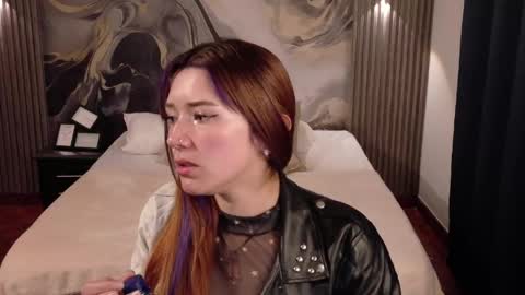 Emily Cherry  online show from 05-06-26, 02:00