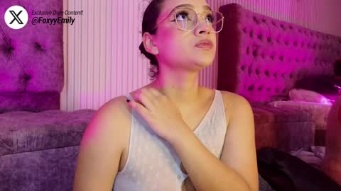 Emily online show from 04-06-26, 07:04